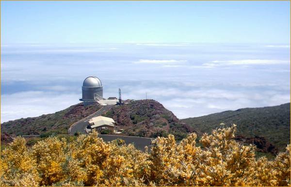 Noridic Optical telescope on La Palma by Erik Bryssinck - 2005